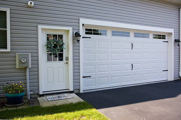 24/7 Emergency Garage Door experts in Ivanhoe, TX
