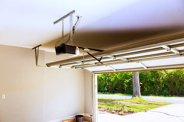 Top rated local Garage Door specialists in Ivanhoe, TX